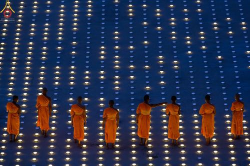 ภาพ No.44982:ประมวลภาพพิธีจุดประทีป​ วันคุ้ม​ครองโลก ณ วัดพระธรรมกาย