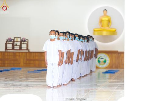 ภาพ No.39460:พิธีตัดปอยผม ปลงผม ขอขมารับผ้าไตรและพิธีบรรพชา ในโครงการอุปสมบท บูชาธรรมมหาปูชนียาจารย์ ประจำปี 2564  ชุดที่ 2