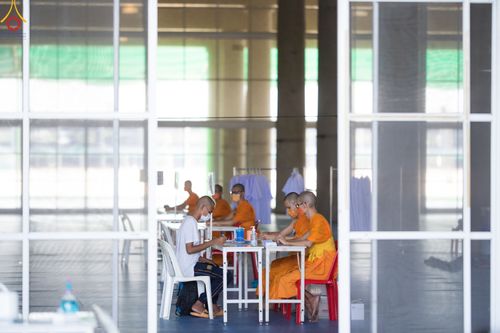 ภาพ No.47308:ประมวลภาพพิธีปลงผม ในโครงการบรรพชาอุปสมบทหมู่ ภาคฤดูฝน 2565