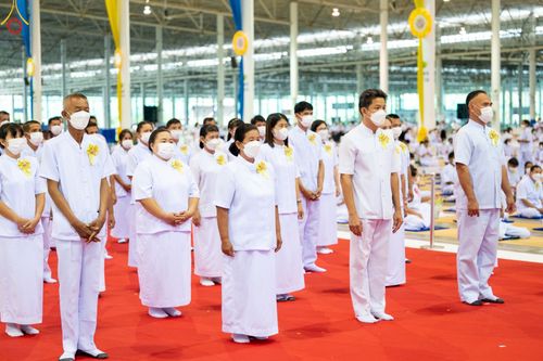 ภาพ No.48557:ประมวลภาพพิธีรำลึกถึงนักสร้างบารมี ในวันมหารำลึก ครั้งที่ 32 ณ วัดพระธรรมกาย