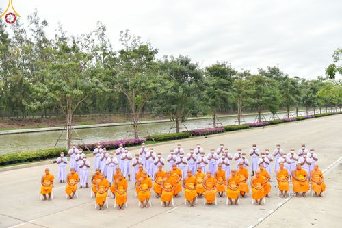 ภาพ No.44135:ประมวลภาพพิธีตัดปอยผมนาคธรรมทายาท รุ่นวันคุ้มครองโลกเฟส 2  ณ วัดพระธรรมกาย