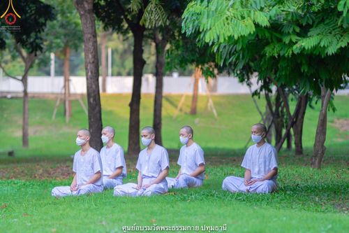 ภาพ No.39996:พิธีตัดปอยผม ปลงผม ขอขมารับผ้าไตรและพิธีบรรพชา ในโครงการอุปสมบท บูชาธรรมมหาปูชนียาจารย์ ประจำปี 2564 ชุดที่ 8