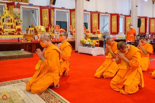 ภาพ No.40625:วัดพระธรรมกาย เป็นเจ้าภาพพิธีบำเพ็ญกุศลสวดพระอภิธรรมอุทิศถวายพระเดชพระคุณ พระวิสุทธิวงศาจารย์