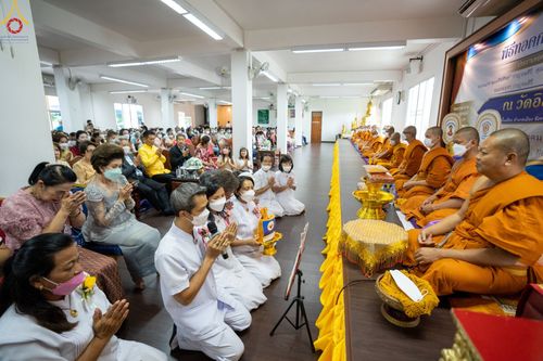 ภาพ No.53300:ประมวลภาพพิธีทอดกฐินสามัคคี ณ วัดอิสาน จ.นครราชสีมา