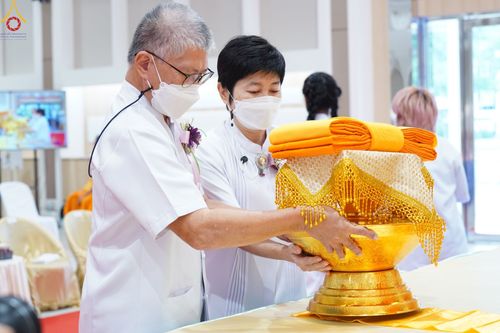 ภาพ No.53972:ประมวลภาพพิธีทอดกฐินบรมจักรพรรดิ ณ สถาบันธรรมชัย (วันที่ 16 ตุลาคม พ.ศ. 2565)