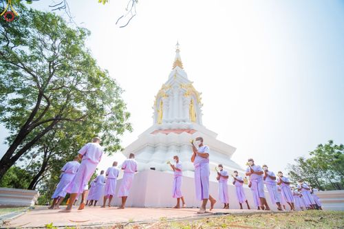 ภาพ No.43665:เมืองโบราณ ร่วมกับกองนครหลวง 6 จัดพิธีบรรพชาถวายเป็นพุทธบูชา