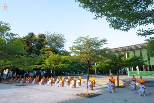 ภาพ No.44160:ประมวลภาพพิธีตัดปอยผมนาคธรรมทายาท รุ่นวันคุ้มครองโลกเฟส 1  ณ วัดพระธรรมกาย