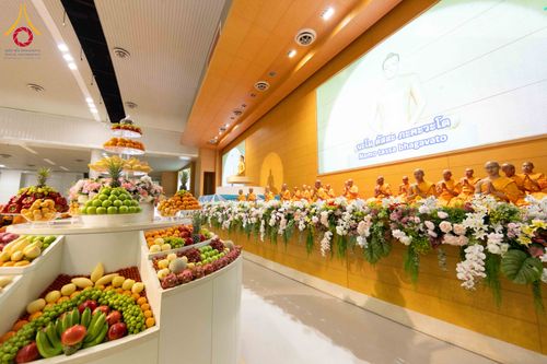 ภาพ No.308360:วันที่ 1  กุมภาพันธ์ พ.ศ. 2569 พิธีบูชาข้าวพระอาทิตย์ต้นเดือน ณ สภาธรรมกายสากล วัดพระธรรมกาย