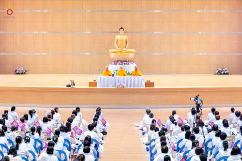 ภาพ No.344415:วันที่ 21-23 สิงหาคม พ.ศ. 2569 สัมมนารวมใจผู้นำบุญ บูชาธรรม 82 ปี หลวงพ่อธัมมชโย รุ่นที่ 1 กฐินสามัคคีทั่วไทย 30,000 วัด โครงการอุปสมบทบูชาธรรมมหาปูชนียาจารย์ 3,000 รูป  ณ ศูนย์ปฏิบัติธรรมเวิล์ดพีช วัลเล่ย์ จ.นครราชสีมา