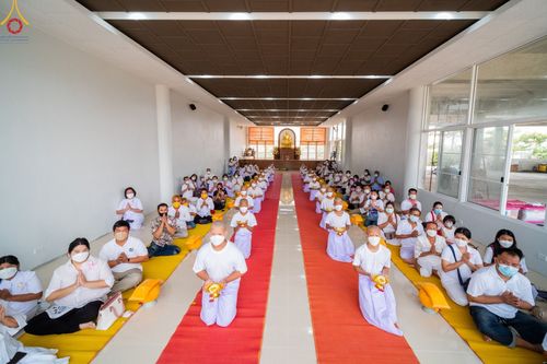 ภาพ No.44573:ประมวลภาพพิธีบรรพชา โครงการบรรพชาสามเณรฟื้นฟูพระพุทธศาสนาทั่วไทย ณ ศูนย์ปฎิบัติธรรมสมุทรปราการ