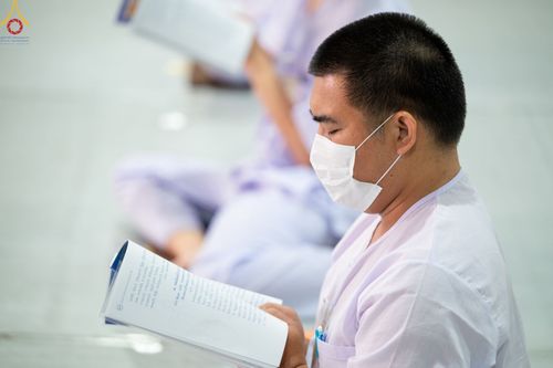 ภาพ No.47351:ประมวลภาพกิจวัตร-กิจกรรม ธรรมทายาท ในโครงการบรรพชาอุปสมบทหมู่ รุ่นเข้าพรรษา