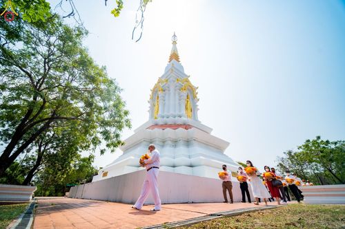 ภาพ No.43666:เมืองโบราณ ร่วมกับกองนครหลวง 6 จัดพิธีบรรพชาถวายเป็นพุทธบูชา