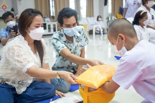 ภาพ No.44632:ประมวลภาพพิธีบรรพชา โครงการบรรพชาสามเณรฟื้นฟูพระพุทธศาสนาทั่วไทย ณ ธุดงคสถานสุราษฎร์ธานี