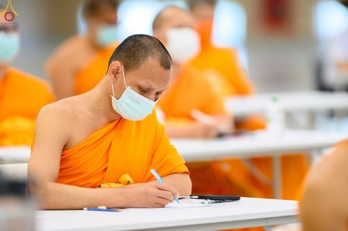 ภาพ No.46636:ประมวลภาพโครงการอบรมครูสอนบาลี ณ โรงเรียนพระปริยัติธรรม วัดพระธรรมกาย