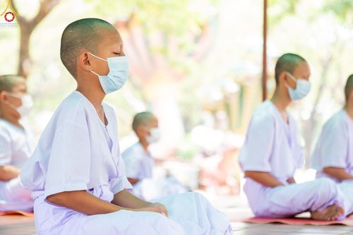 ภาพ No.44737:ประมวลภาพพิธีบรรพชา ในโครงการบรรพชาสามเณร ฟื้นฟูพระพุทธศาสนาทั่วไทย ณ เมืองโบราณ