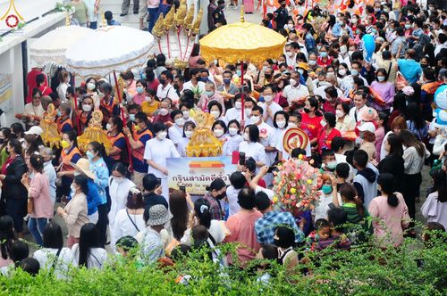 ภาพ No.54095:ประมวลภาพพิธีทอดกฐินสามัคคี ณ วัดคุณหญิงส้มจีน จ.ปทุมธานี (วันที่ 16 ตุลาคม พ.ศ. 2565)