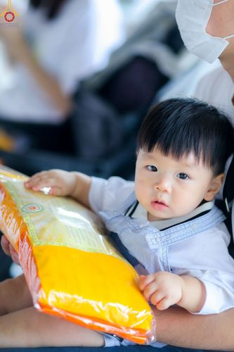 ภาพ No.51938:ประมวลภาพพิธีกฐินสัมฤทธิ์ ปีที่ 15 และกฐินสมทบ วัดกัลยาณมิตรทั้งภายในและต่างประเทศ ปีที่ 5