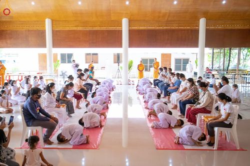 ภาพ No.44820:ประมวลภาพพิธีบรรพชา ในโครงการบรรพชาสามเณรฟื้นฟูพระพุทธศาสนาทั่วไทย ณ ศูนย์อบรมเยาวชนบางปะหัน