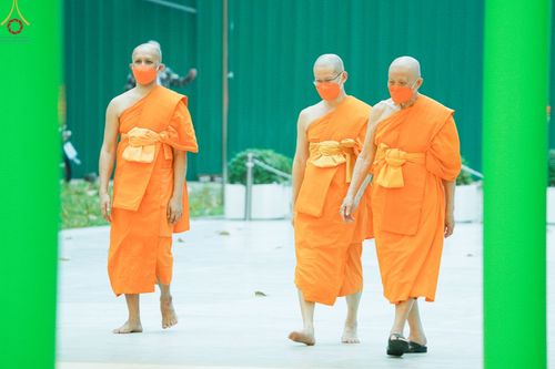 ภาพ No.55281:ประมวลภาพพิธีกรานกฐิน ของคณะสงฆ์ ณ วัดพระธรรมกาย (วันที่ 6 พฤศจิกายน พ.ศ. 2565)