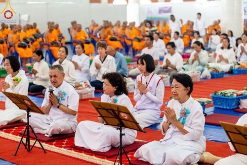 ภาพ No.314238:วันอังคารที่ 17 มีนาคม พ.ศ. 2569 พิธีตักบาตรฉลองสามเณรใหม่ 500 รูป  ณ มณฑลพิธีลุมพินี ประเทศเนปาล