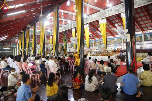 ภาพ No.57241:ประมวลภาพพิธีทอดกฐินสามัคคี ณ วัดลาดหอย จ.สุพรรณบุรี (วันที่ 1 พฤศจิกายน พ.ศ. 2565)