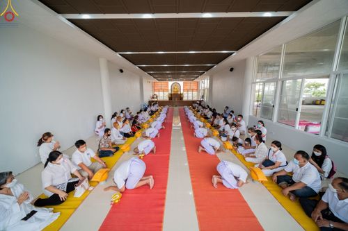 ภาพ No.44574:ประมวลภาพพิธีบรรพชา โครงการบรรพชาสามเณรฟื้นฟูพระพุทธศาสนาทั่วไทย ณ ศูนย์ปฎิบัติธรรมสมุทรปราการ