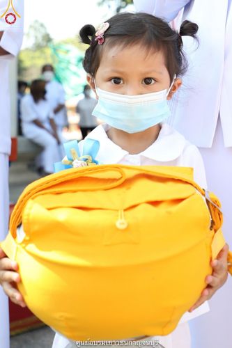 ภาพ No.40845:พิธีตัดปอยผม ปลงผม ขอขมารับผ้าไตรและพิธีบรรพชา ในโครงการอุปสมบท บูชาธรรมมหาปูชนียาจารย์ ประจำปี 2564 ชุดที่ 17