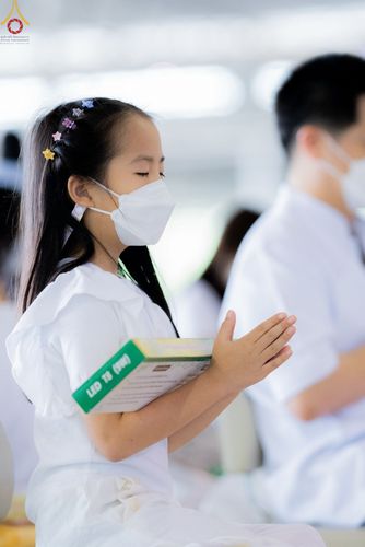 ภาพ No.48173:ประมวลภาพพิธีถวายผ้าอาบน้ำฝน และประทีปโคมไฟ เนื่องในวันอาสาฬหบูชา ประจำปี 2565