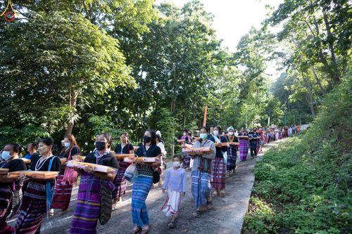 ภาพ No.55484:ประมวลภาพพิธีทอดกฐินสามัคคี ณ วัดป่าหมาก จ.แม่ฮ่องสอน  (วันที่ 23 ตุลาคม พ.ศ. 2565)