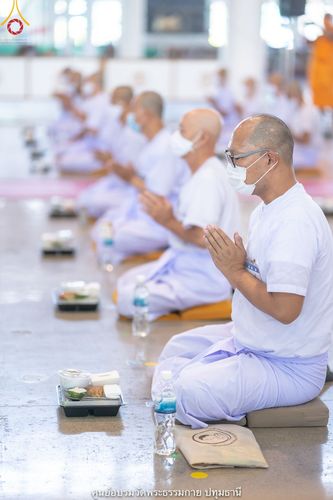 ภาพ No.39999:พิธีตัดปอยผม ปลงผม ขอขมารับผ้าไตรและพิธีบรรพชา ในโครงการอุปสมบท บูชาธรรมมหาปูชนียาจารย์ ประจำปี 2564 ชุดที่ 8