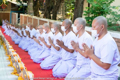 ภาพ No.40764:พิธีตัดปอยผม ปลงผม ขอขมารับผ้าไตรและพิธีบรรพชา ในโครงการอุปสมบท บูชาธรรมมหาปูชนียาจารย์ ประจำปี 2564 ชุดที่ 16