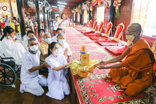 ภาพ No.54049:ประมวลภาพพิธีทอดกฐินสามัคคี ณ วัดใหม่สิทธาวาส จ.สุพรรณบุรี (วันที่ 16 ตุลาคม พ.ศ. 2565)