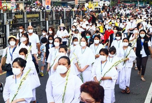 ภาพ No.46363:ประมวลภาพขบวนรถบุปผชาติ อัญเชิญน้ำและไฟศักดิ์สิทธิ์ ณ ประเทศอินโดนีเซีย