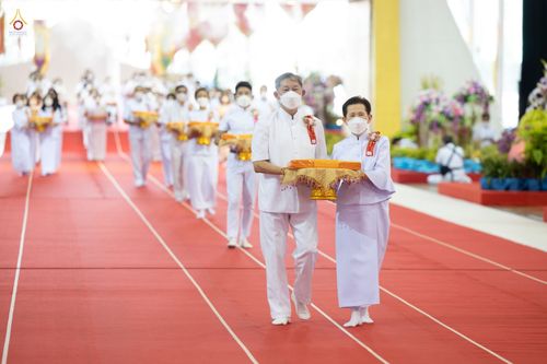 ภาพ No.38739:พิธีทอดกฐินสามัคคี ณ สภาธรรมกายสากล วัดพระธรรมกาย