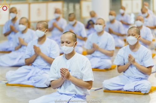 ภาพ No.39861:พิธีตัดปอยผม ปลงผม ขอขมารับผ้าไตรและพิธีบรรพชา ในโครงการอุปสมบท บูชาธรรมมหาปูชนียาจารย์ ประจำปี 2564 ชุดที่ 7