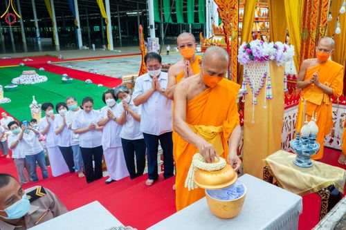 ภาพ No.49019:ประมวลภาพพิธีเก็บอัฐิและลอยอังคาร พระสุธรรมญาณวิเทศ  (สุธรรม สุธมฺโม)