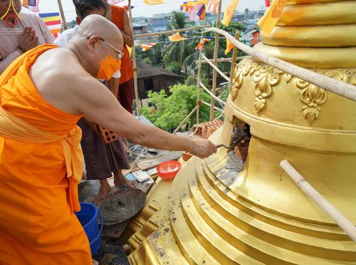 ภาพ No.57375:ประมวลภาพพิธีประดิษฐานพระบรมสารีริกธาตุพระเจดีย์ราชาธิราชมุนี ณ วัดอองเซยามิน ประเทศเมียนมาร์