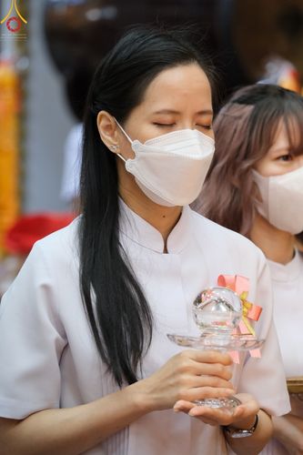 ภาพ No.47890:ประมวลภาพมูลนิธิธรรมกาย ถวายเทียนพรรษา อัญเชิญพระธาตุถวายวัดเถรวาทเวียดนาม