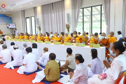 ภาพ No.50196:ประมวลภาพพิธีถวายมหาสังฆทาน 77 วัด ฉลองครบรอบ 7 ปี ศูนย์ปฏิบัติธรรมพัทลุง