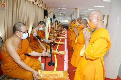 ภาพ No.43741:วัดพระธรรมกาย เป็นเจ้าภาพพิธีบำเพ็ญกุศลสวดพระอภิธรรมอุทิศถวายแด่ พระเดชพระคุณพระธรรมวงศาจารย์ (นิมิตร จิตฺตทนฺตมหาเถร)