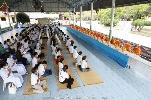ภาพ No.40162:พิธีตัดปอยผม ปลงผม ขอขมารับผ้าไตรและพิธีบรรพชา ในโครงการอุปสมบท บูชาธรรมมหาปูชนียาจารย์ ประจำปี 2564 ชุดที่ 10