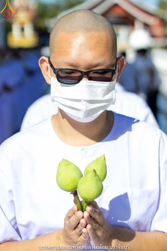 ภาพ No.40496:พิธีตัดปอยผม ปลงผม ขอขมารับผ้าไตรและพิธีบรรพชา ในโครงการอุปสมบท บูชาธรรมมหาปูชนียาจารย์ ประจำปี 2564 ชุดที่ 14