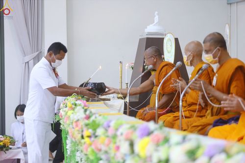 ภาพ No.50197:ประมวลภาพพิธีถวายมหาสังฆทาน 77 วัด ฉลองครบรอบ 7 ปี ศูนย์ปฏิบัติธรรมพัทลุง