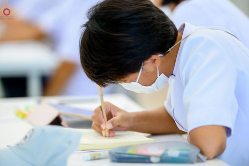 ภาพ No.46641:ประมวลภาพโครงการอบรมครูสอนบาลี ณ โรงเรียนพระปริยัติธรรม วัดพระธรรมกาย