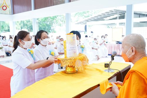 ภาพ No.52138:ประมวลภาพพิธีสักการะพระมงคลเทพมุนี (สด จนฺทสโร) ณ ศูนย์ปฏิบัติธรรมพระมงคลเทพมุนี