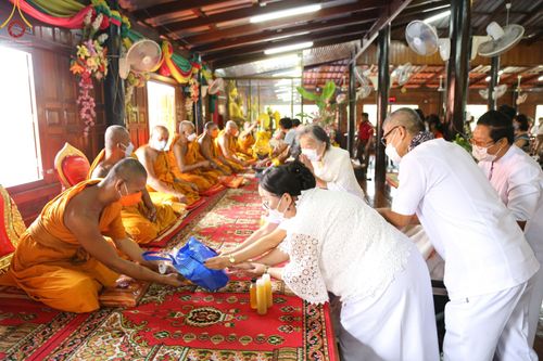 ภาพ No.54048:ประมวลภาพพิธีทอดกฐินสามัคคี ณ วัดใหม่สิทธาวาส จ.สุพรรณบุรี (วันที่ 16 ตุลาคม พ.ศ. 2565)