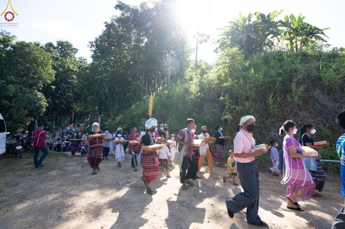 ภาพ No.55487:ประมวลภาพพิธีทอดกฐินสามัคคี ณ วัดป่าหมาก จ.แม่ฮ่องสอน  (วันที่ 23 ตุลาคม พ.ศ. 2565)