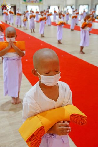 ภาพ No.44934:ประมวลภาพพิธีบรรพชา ในโครงการบรรพชาสามเณรฟื้นฟูพระพุทธศาสนาทั่วไทย ณ ศูนย์อบรมเยาวชนกาญจนบุรี