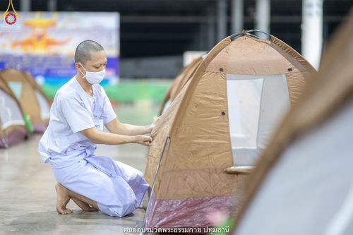 ภาพ No.40004:พิธีตัดปอยผม ปลงผม ขอขมารับผ้าไตรและพิธีบรรพชา ในโครงการอุปสมบท บูชาธรรมมหาปูชนียาจารย์ ประจำปี 2564 ชุดที่ 8