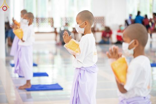 ภาพ No.44066:ประมวลภาพพิธีบรรพชาสามเณร โครงการบรรพชาสามเณรฟื้นฟูพระพุทธศาสนาทั่วไทย ณ ศูนย์อบรมเยาวชนธุดงคสถานชุมพร